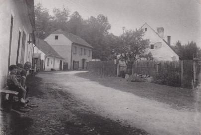 R��ov� ulice v r. 1971, �p.: 117, 118, 119, 191, vpravo �p. 76 