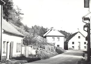 vlevo �p. 139, r. 1970 