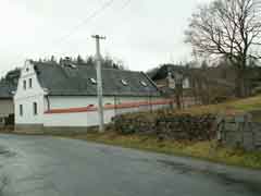 �p. 34 zbouran� - ��st obvodov�ch st�n tvo�� oplocen� , r. 2008